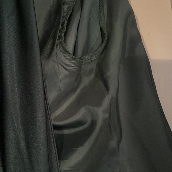 Dressy 2-pc Outfit - Picture 5 of 8